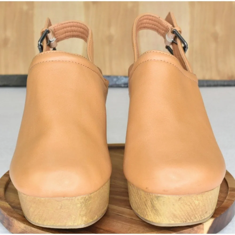 Universal Thread Watson Women Sz 7 Tan Platform Slingback Closed Toe Block Heel